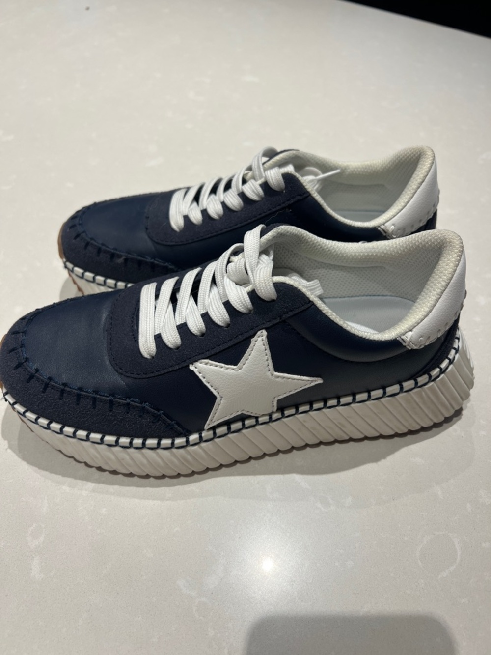 Navy and White Star Accent Sneakers.SZ 7